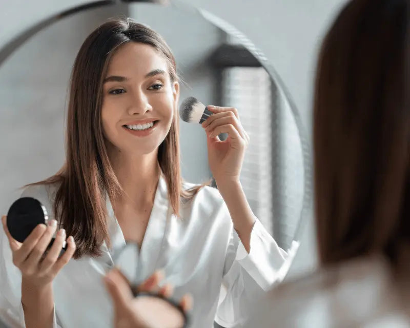Zo begin je met losse minerale foundation